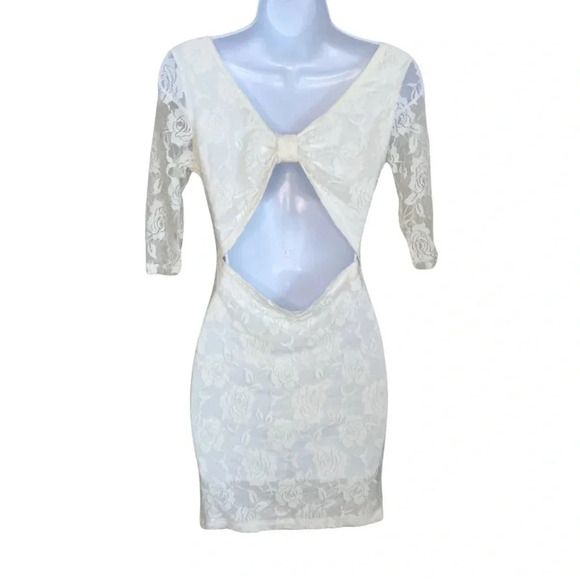 Charlotte Russe Floral Lace Overlay Dress - White, Medium - Y2K Mini Dress - Picture 2 of 5